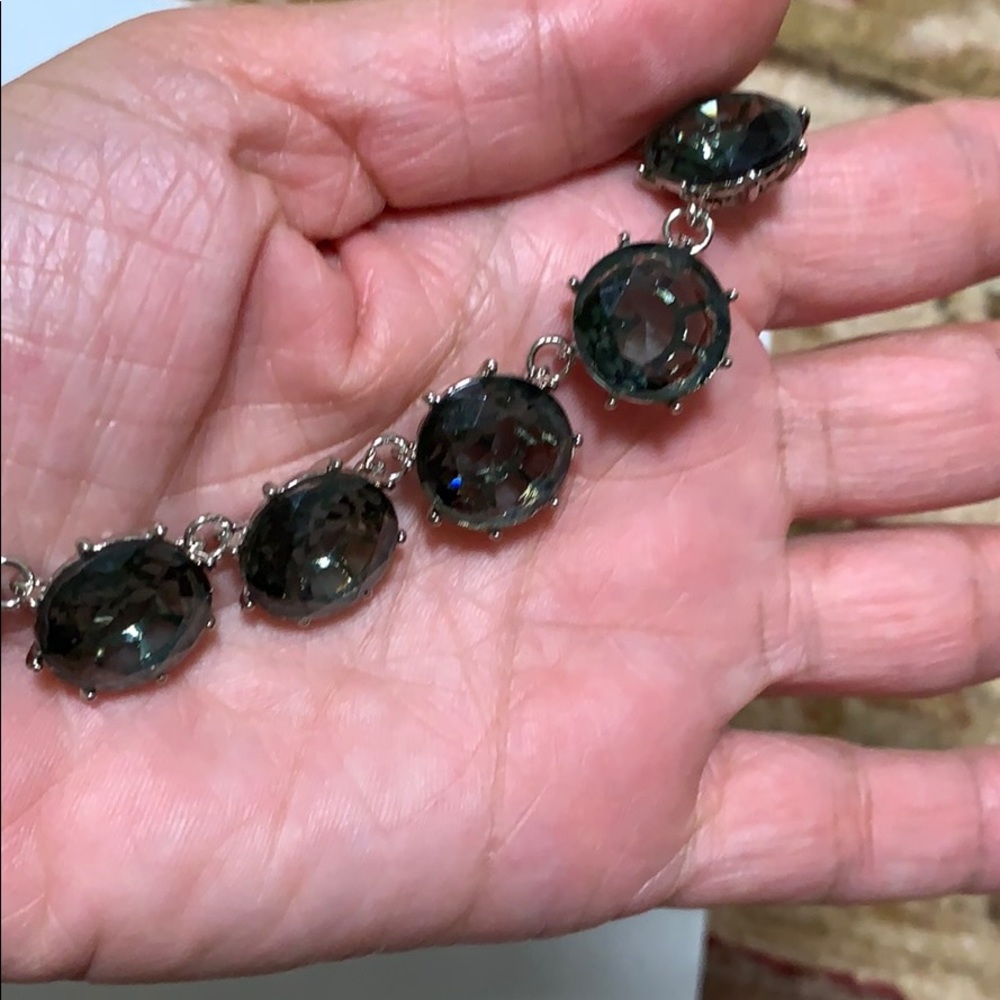 Ann Taylor Faceted crystal necklace - Picture 8 of 8